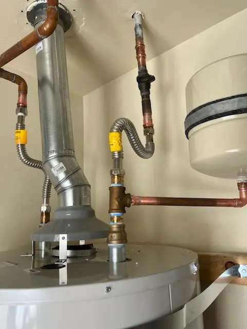 Water heater installation and plumbing repair in Fairfield Heights